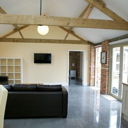 Pheasants Roost At Tove Valley Cottages Towcester Exteriér fotografie
